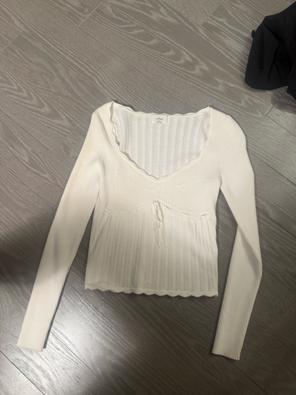 Wilfred Ivory Knit Long Sleeve Scoop Neck Top